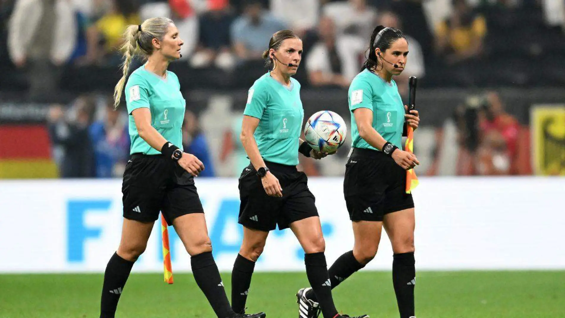 En Debate  Mujeres ¿arbitras de futbol 